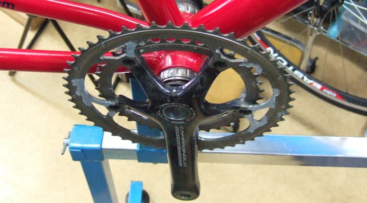 Campagnoloギアに起こっていた初めて経験するBBトラブル