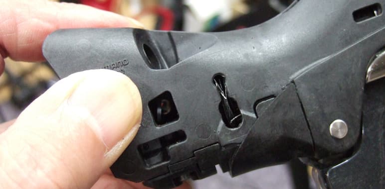 変速トラブルを抱えていたロードバイクに起こっていた2つの駆動系トラブル